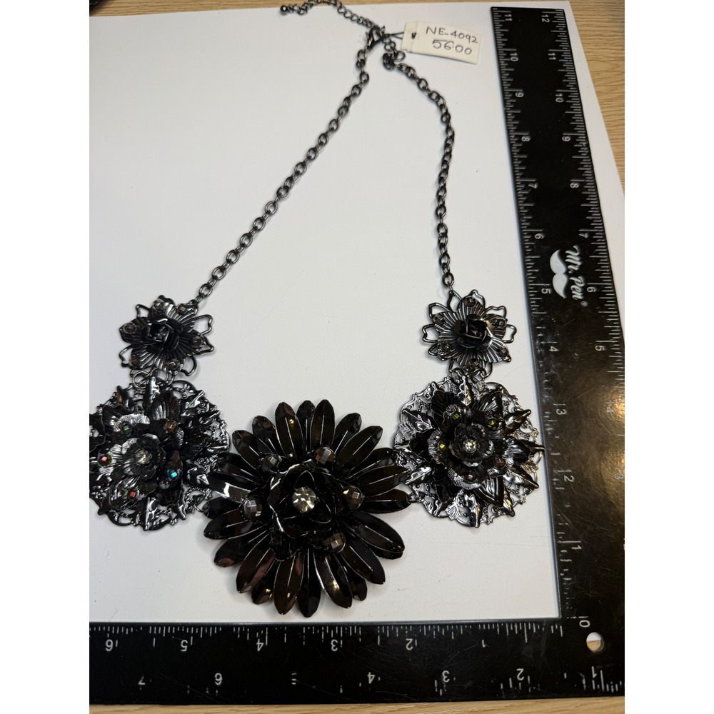 Cara New York Gunmetal Tone Multi Flower Crystal Statement Bib Necklace NE-4092